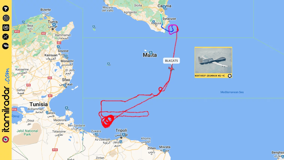 طائرة أمريكية تنفذ مهمة مراقبة قبالة السواحل الليبية في البحر الأبيض المتوسط (صورة)